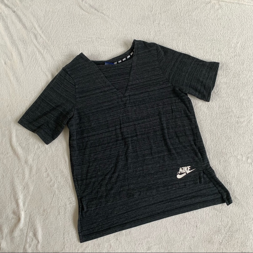 Nike Moisture Wicking T-Shirt